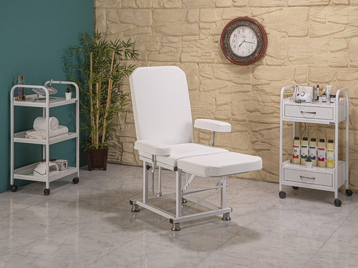 Eva Sırt ve Ayak Kısmı Hareketli Koltuk | Beyaz